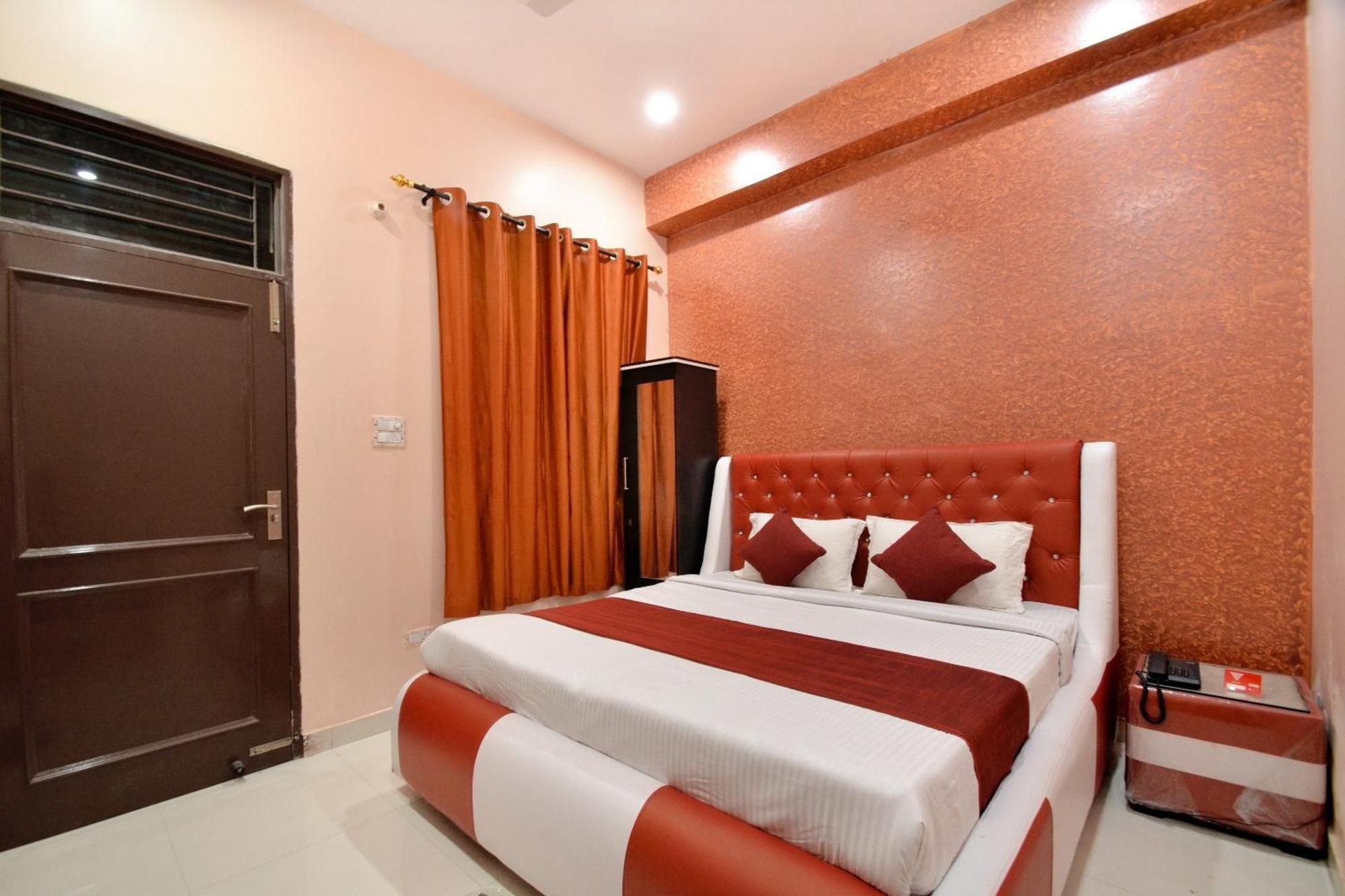 Hotel O Galaxy Chandīgarh Exterior foto
