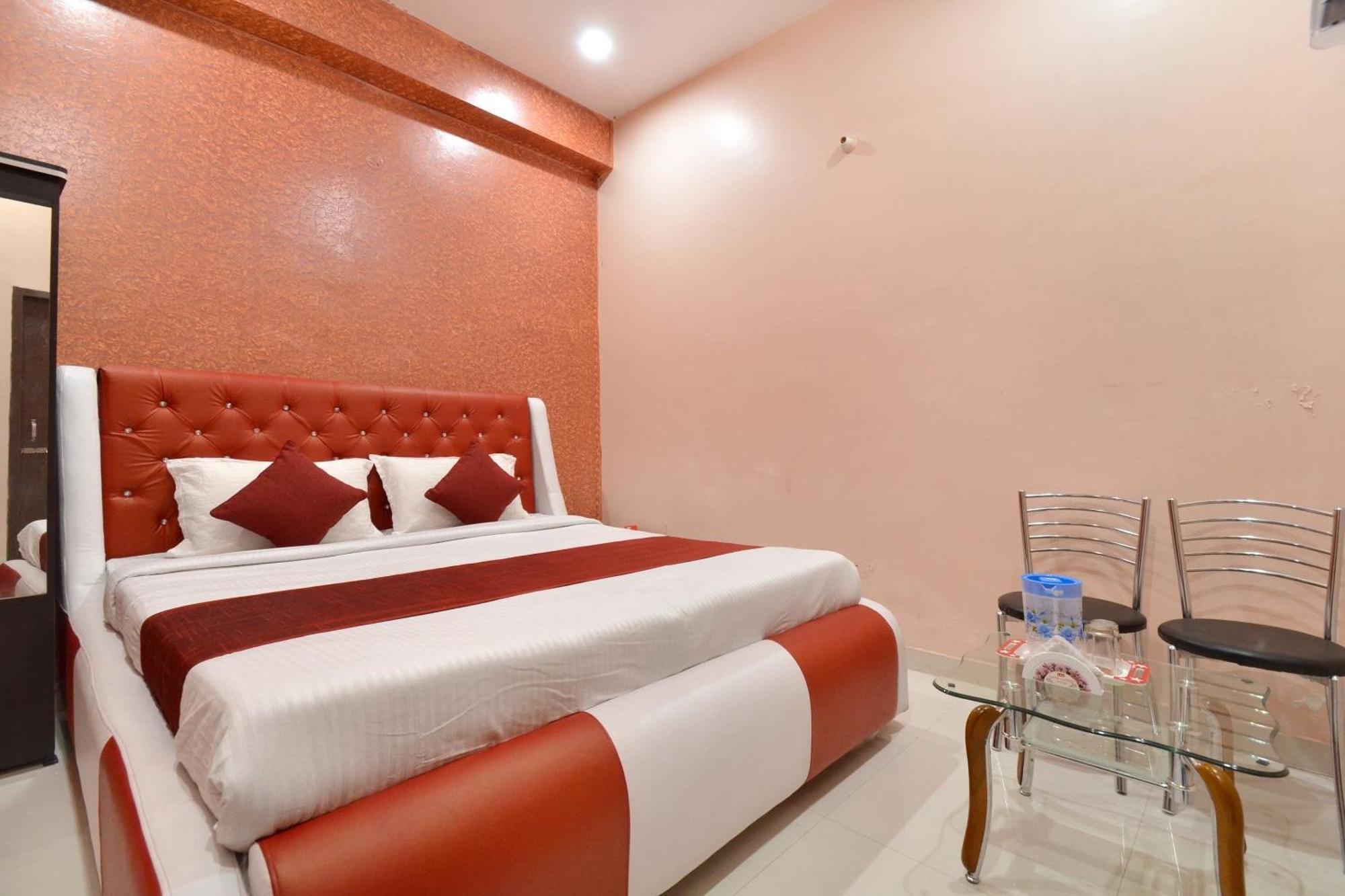 Hotel O Galaxy Chandīgarh Exterior foto